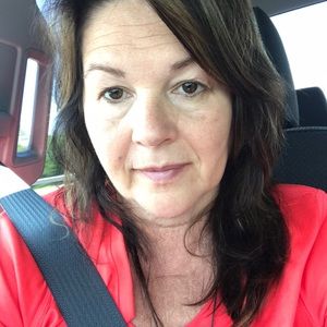 Meet your Posher, Michele